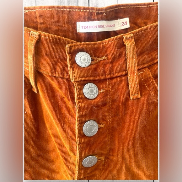 Levi's Wmns 724 High Rise Straight Crop Corduroy Sz 24 Jeans Pants Pumpkin Spice - Picture 3 of 9
